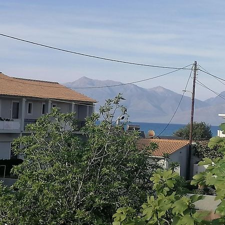 Agapi Studio Acharavi A 50M De La Mer, 400M Du Centre Ville 외부 사진