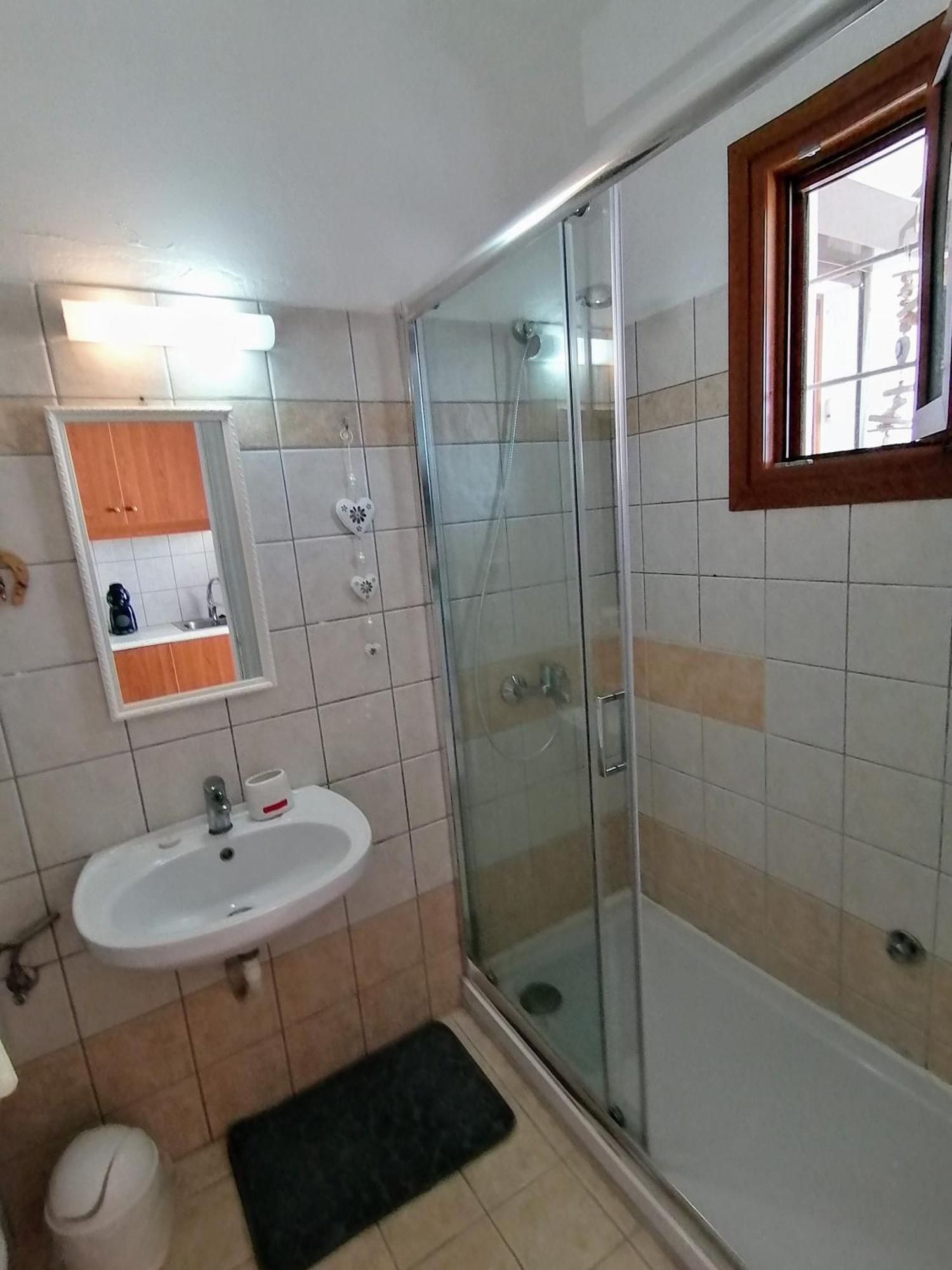 Agapi Studio Acharavi A 50M De La Mer, 400M Du Centre Ville 외부 사진