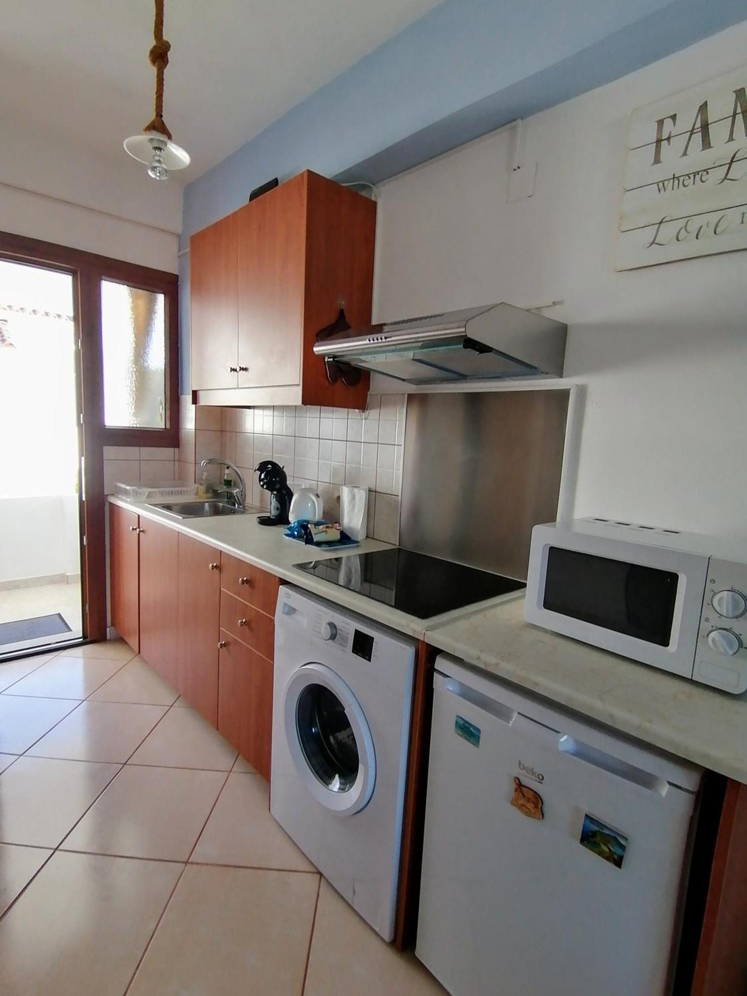 Agapi Studio Acharavi A 50M De La Mer, 400M Du Centre Ville 외부 사진